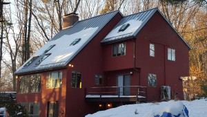 standing seam metal roof in snow