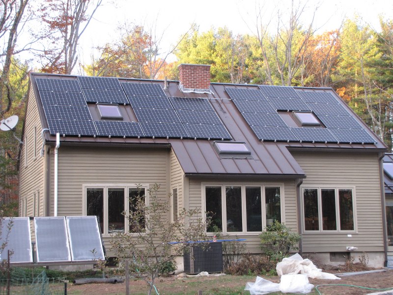 How Solar Panels are Attached to Metal Roofs - Classic ...