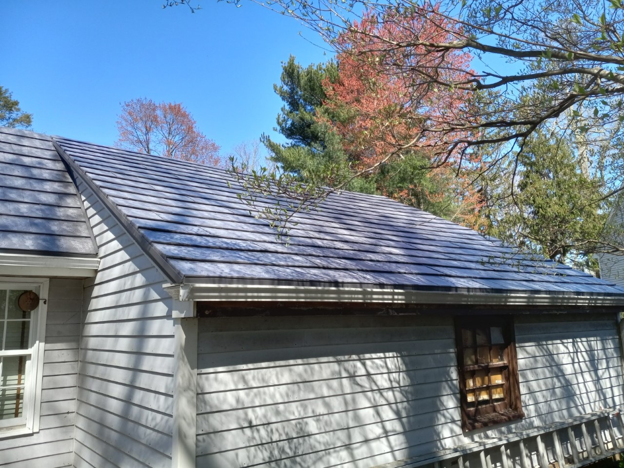 green aluminum metal roof installation color